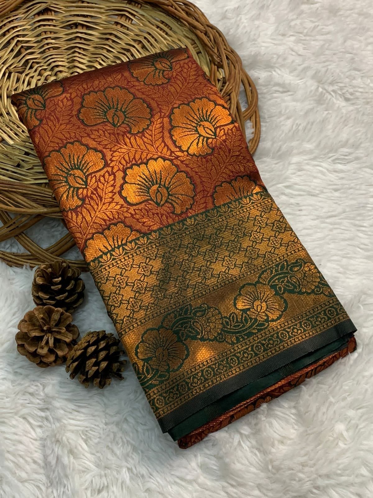 gree_golden_marriage_wedding_silk_sarees4